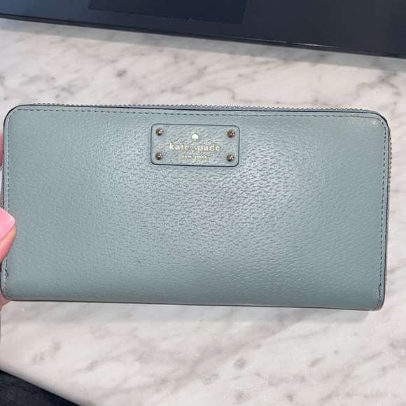 kate spade Handbags - Kate Spade Zip-Around Wallet